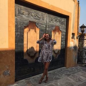 Meet your Posher, Alex